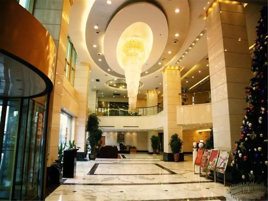 Dalian Bolt Hotel Экстерьер фото